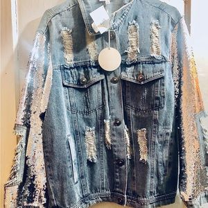 BNWT Women’s size small Jean jacket
